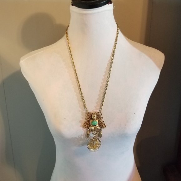 Relisted -Vintage buddha necklace green gold tone flower boho filigree bohemian - Picture 3 of 15